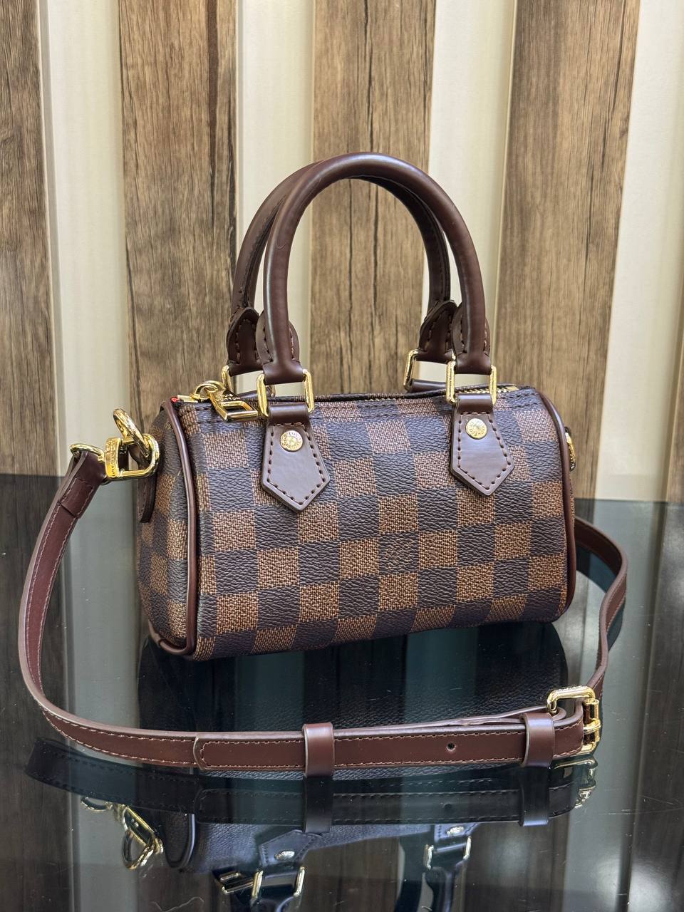 Louis Vuitton speedy nano