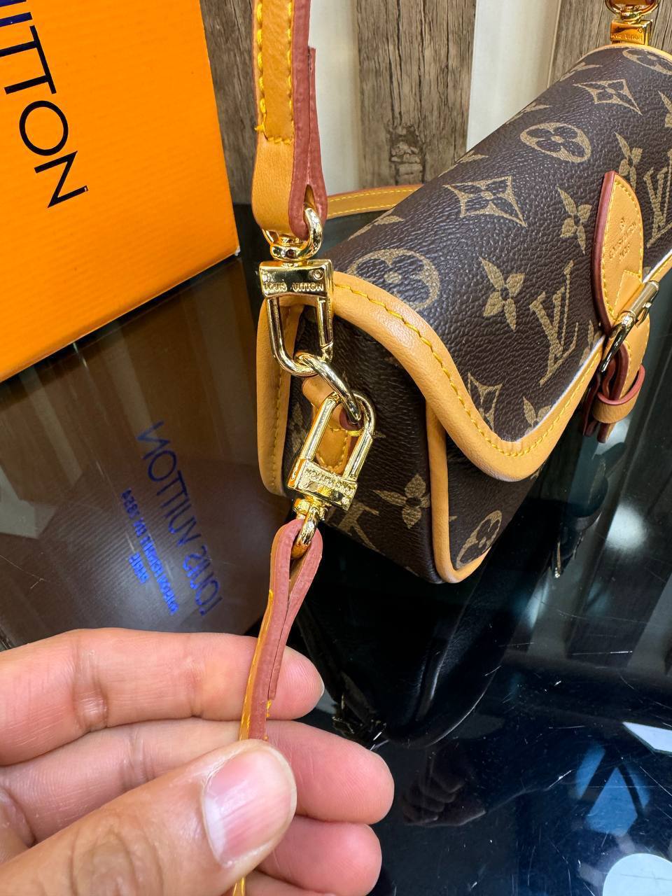 Louis Vuitton Diane ba￼g