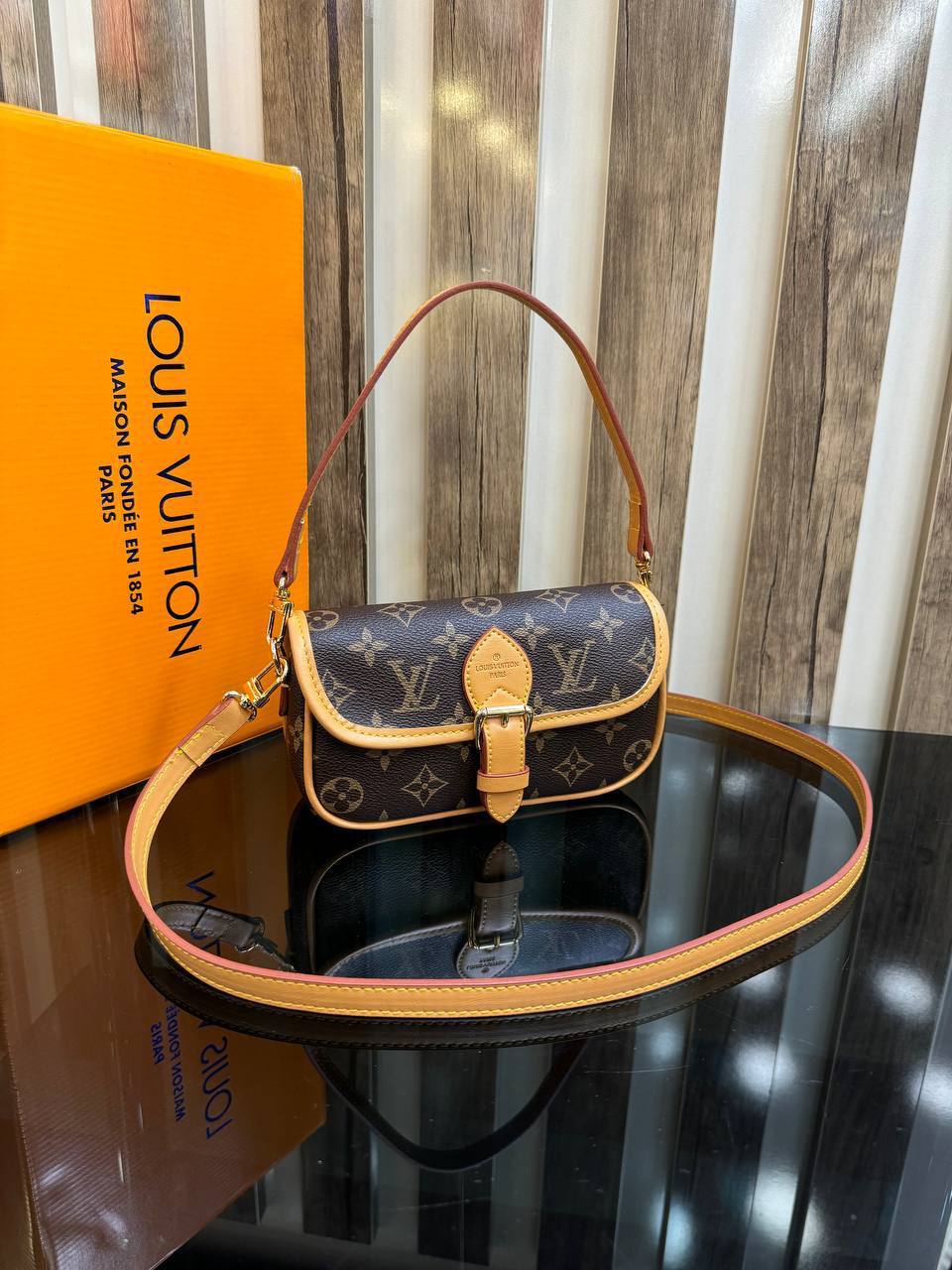 Louis Vuitton Diane ba￼g