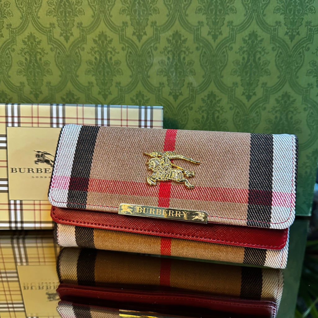 Burberry ￼