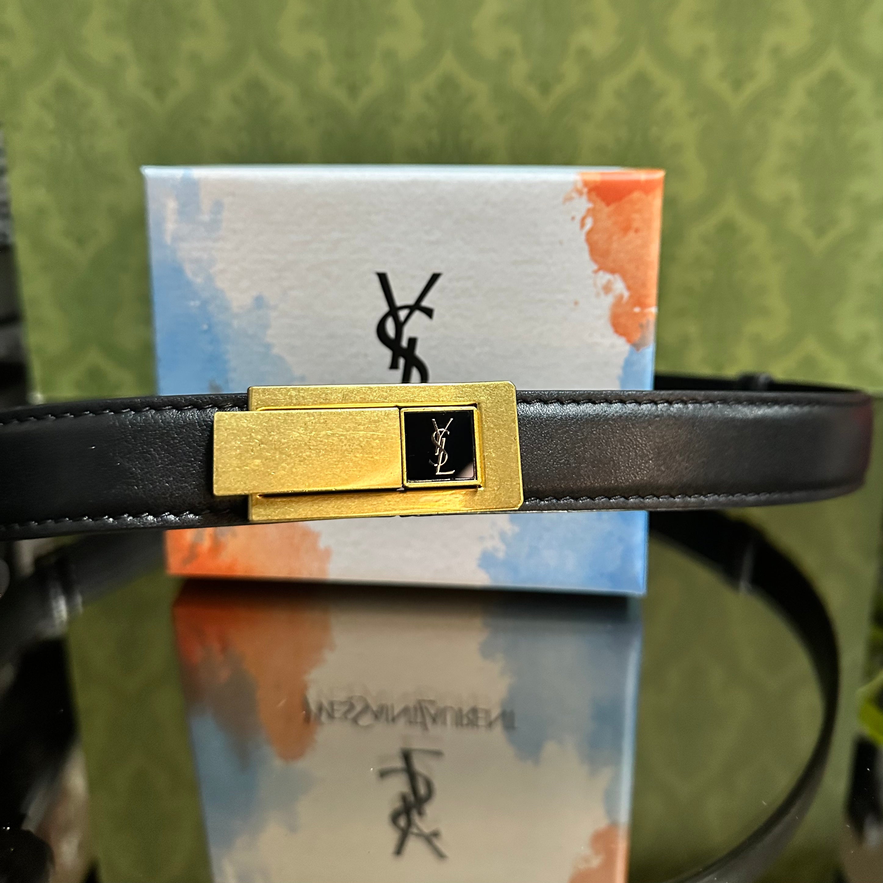 Ysl Δερμάτινη ζώνη￼