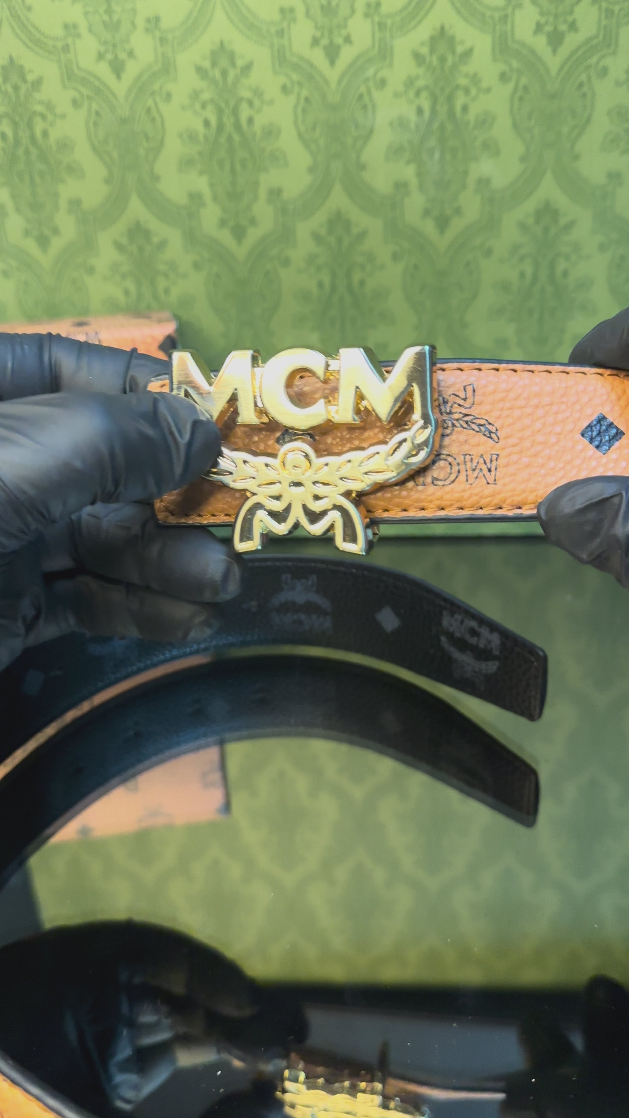 MCM Δερμάτινη ζώνη διπλής Όψεως Ταμπα και μαύρο ￼￼