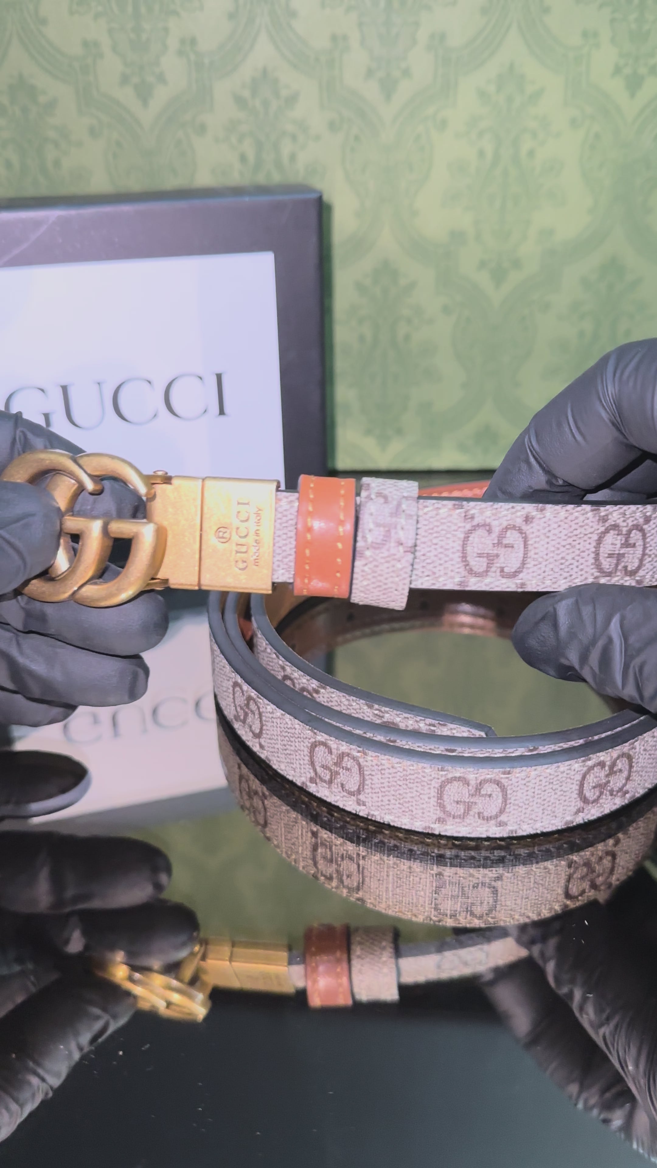 Gucci Δερμάτινη ζώνη διπλής Όψεως μέ ταμπα ￼￼